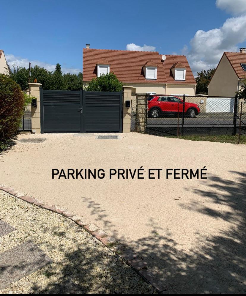 L'Echappee Briarde Apartment Marles-en-Brie Екстериор снимка